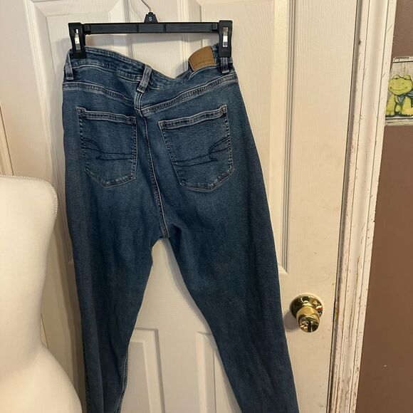 American Eagle Outfitters Women's regular. Blue Jeans with stretch size 10 - Picture 6 of 8